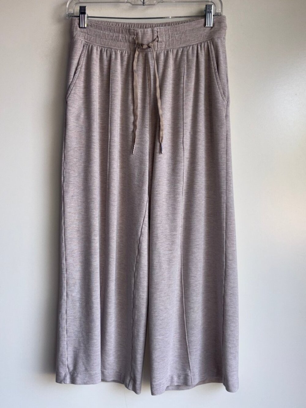 Travis Mathew Wide Leg Crop Pants Size Medium